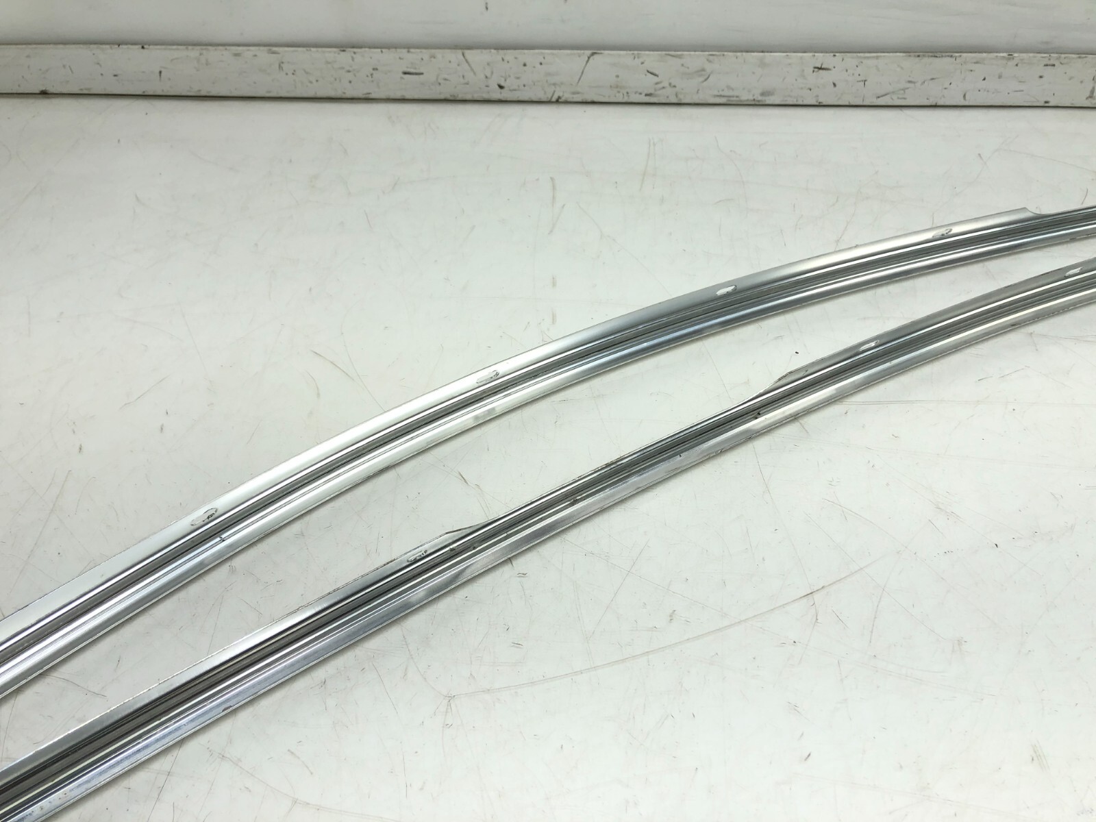 2014-2020 MASERATI GHIBLI SQ4 ROOF LEFT & RIGHT SIDE MOLDING TRIM OEM CHROME.