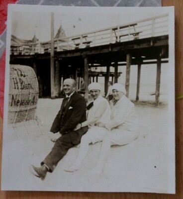 Foto woman frau Misdroy Ostsee Wolin Polen 1930 Seebrücke vintage M1