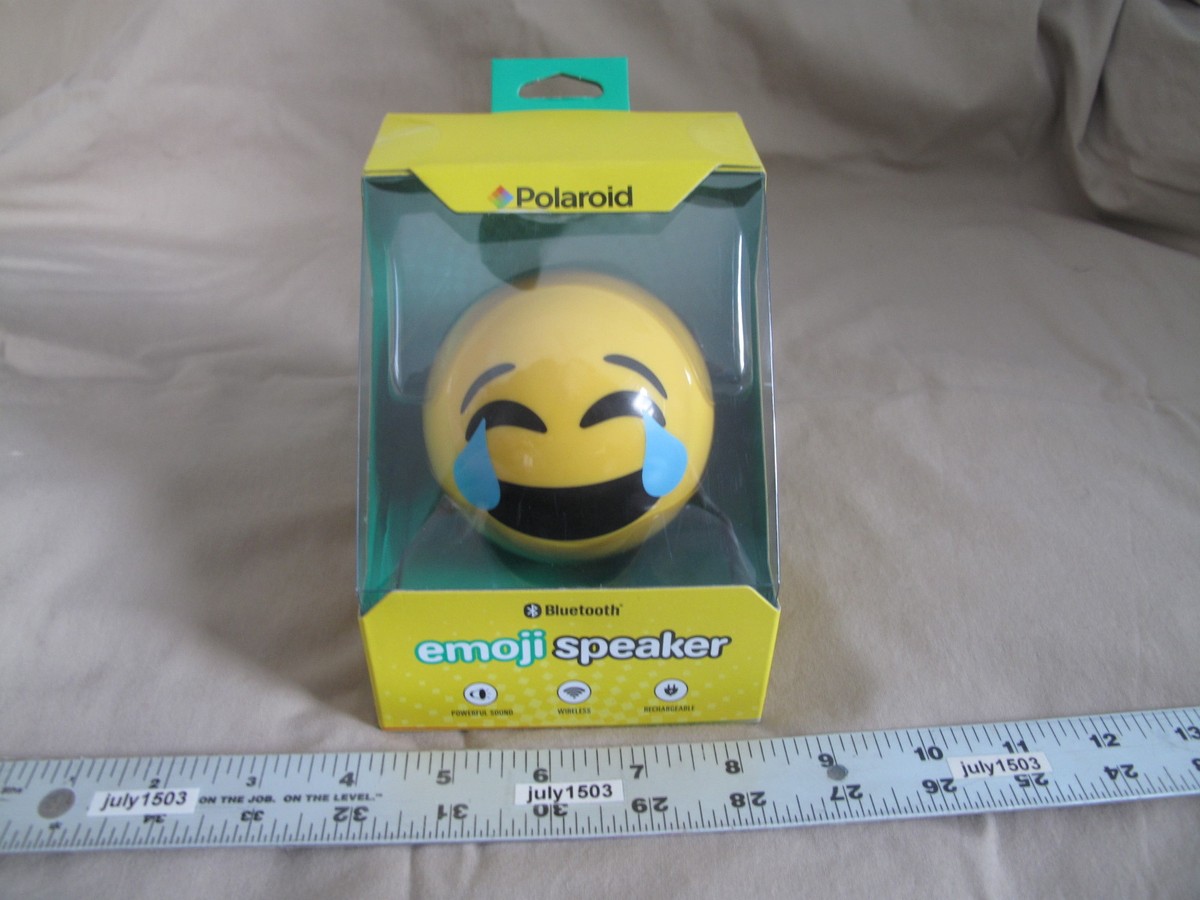 Wireless Bluetooth Speaker Heart Eyes Emoje Rechargeable Polaroid