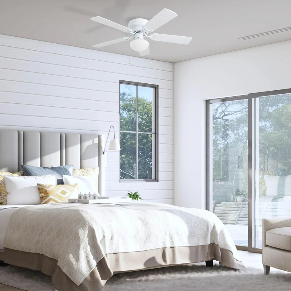 Stylish 42 Inch Ceiling Fan with Dual Finish Blades & Energy Efficient Light - Image 4 of 4