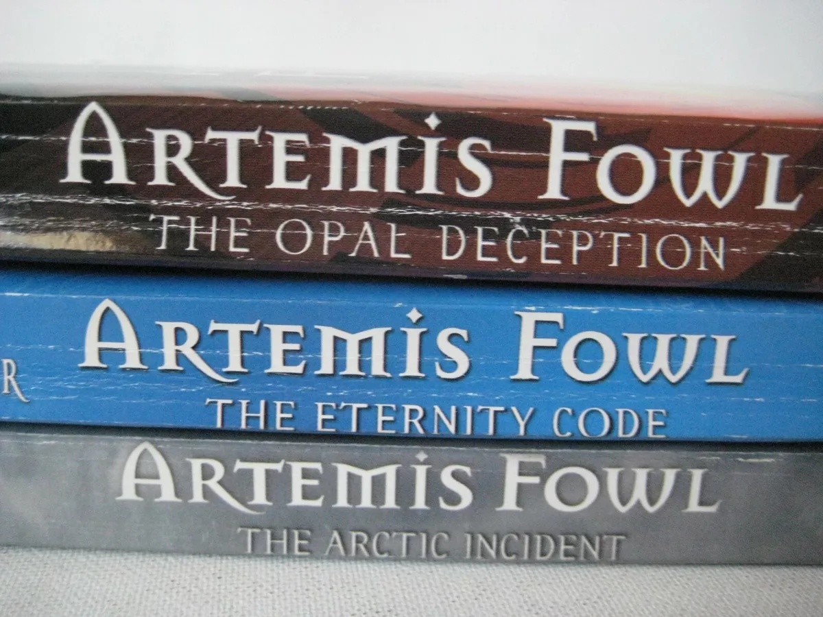 Artemis Fowl - Scholastic Shop