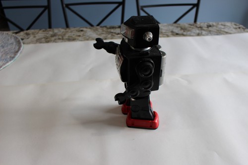 VINTAGE 1970'S HK Moon Explorer Tin  Robot Toy Battery Operated Nice ! - Picture 6 of 7