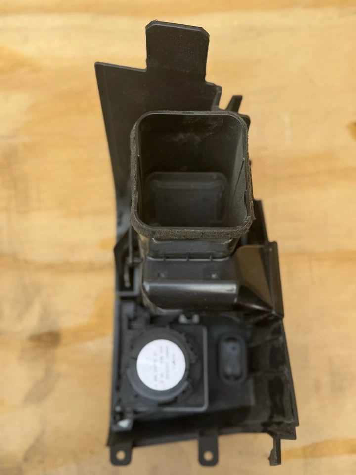 Dodge Sprinter 2500 2007-2012 bisel de ventilación delantero izquierdo con interruptor de faros OEM Foto 4 de 4