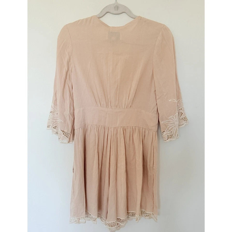 Anthro Cleobella River Romper Blush Ivory Lace Trim Button Rayon Romper Sz M - Image 3 of 4