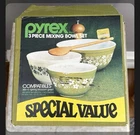 Vintage Pyrex Compatibles 3 Piece Mixing Bowl Set / 300-1 / Spring Blossom Green