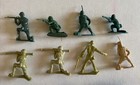Lot of 26 Toys R Us True Heroes Ultimate Military Forces Army Men Wire Fence Etc — photo 9