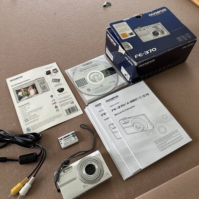 Olympus FE-370 Digital Camera Silver With Battery  No Charger Untested READ