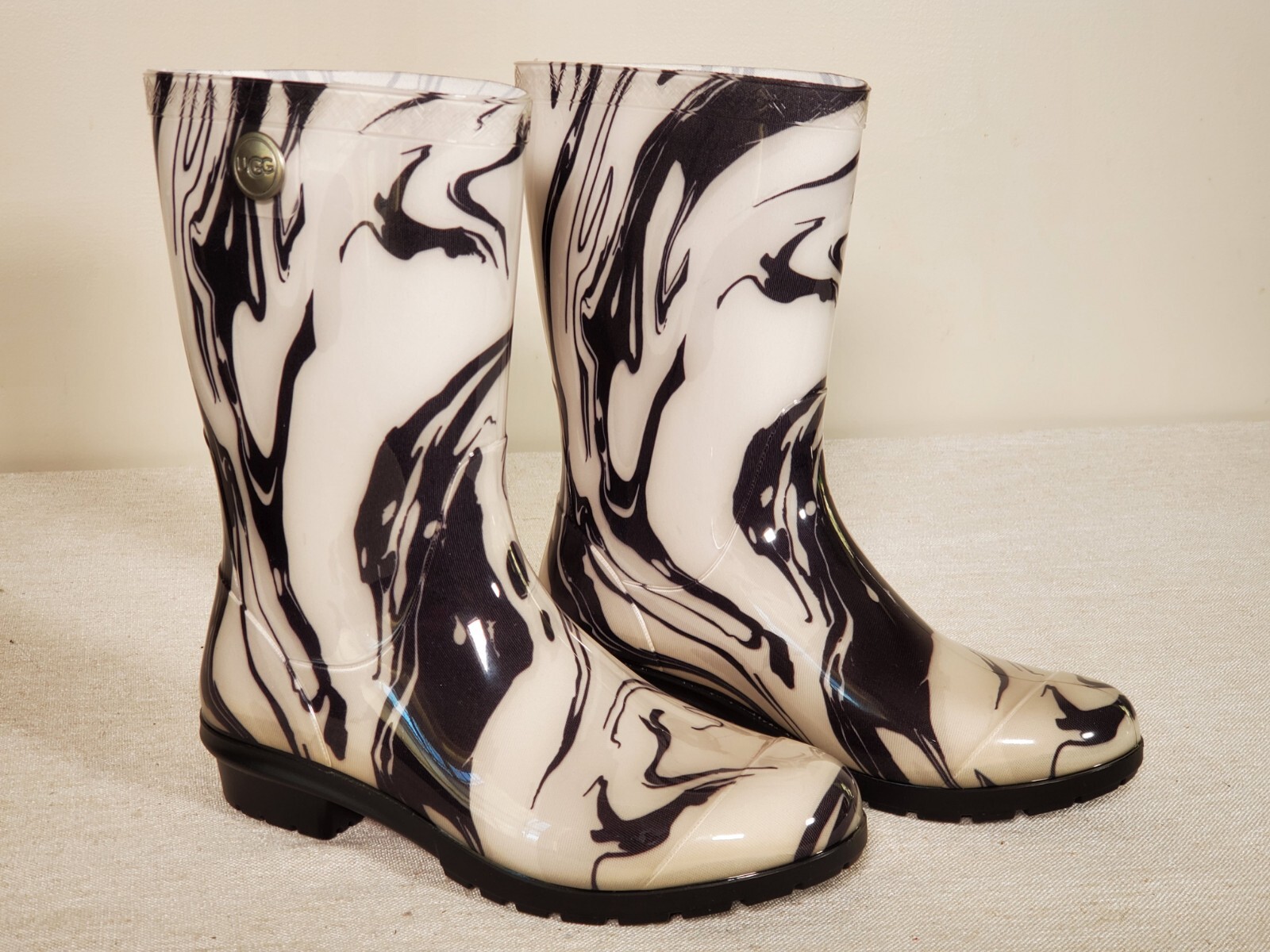 ugg marble rain boots