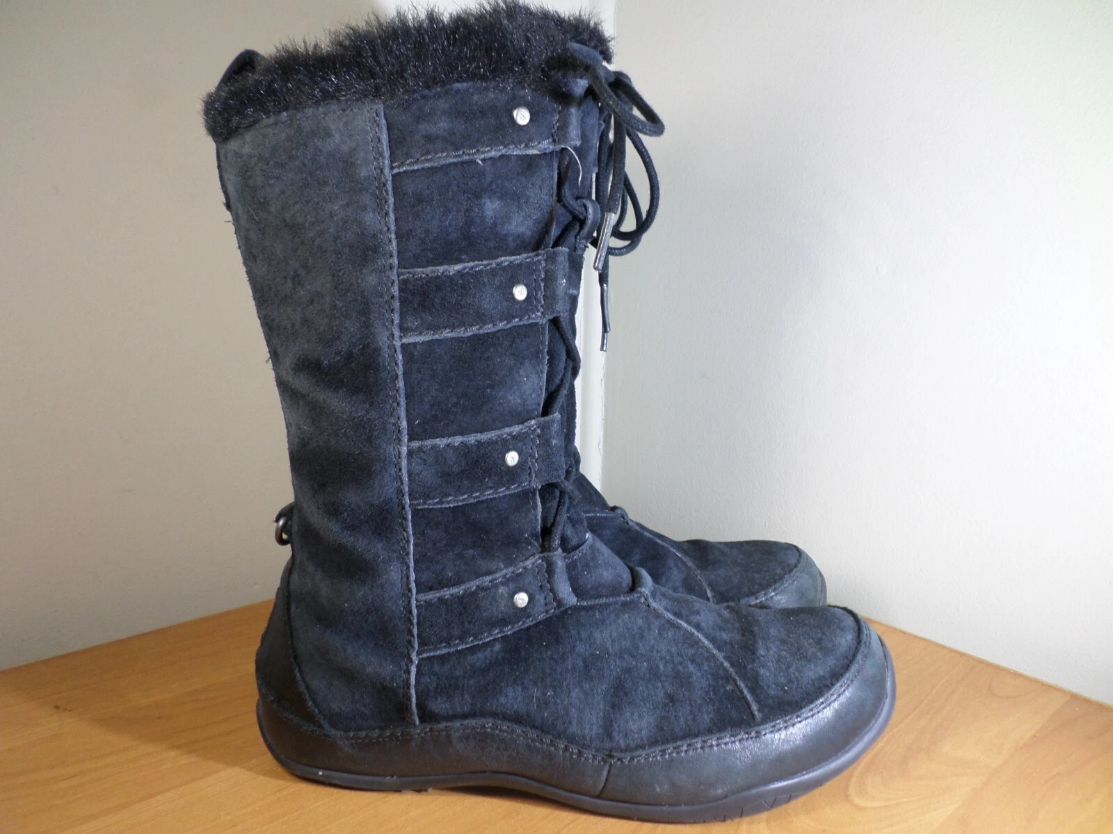 The North Face Womens Size 8.5 Winter Boots insulated Black Suede- Fast Shipping