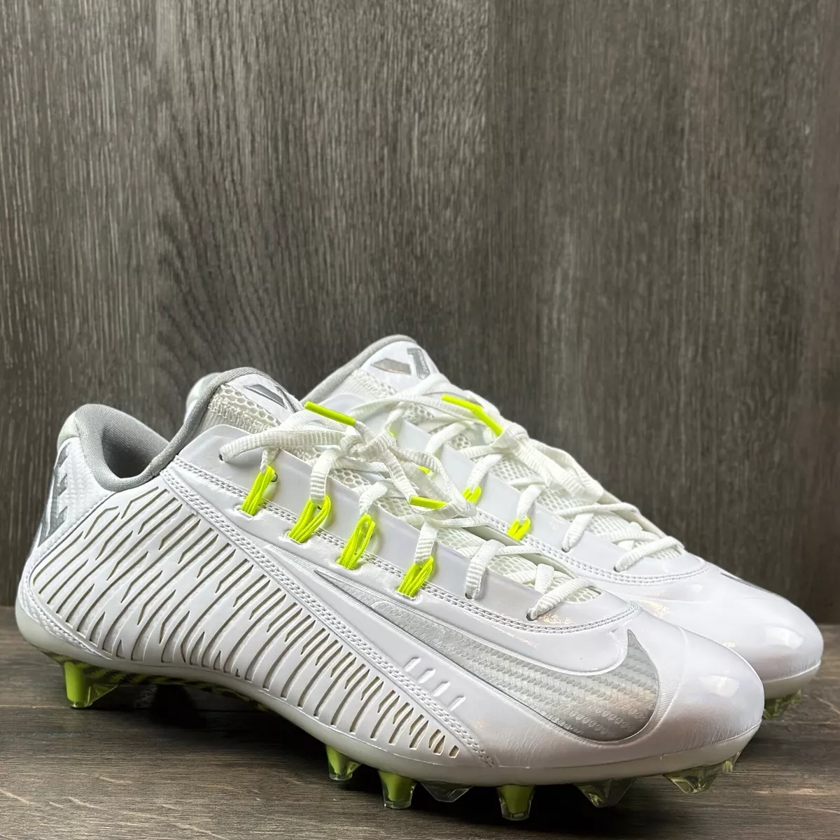 Nike football top cleats vapor