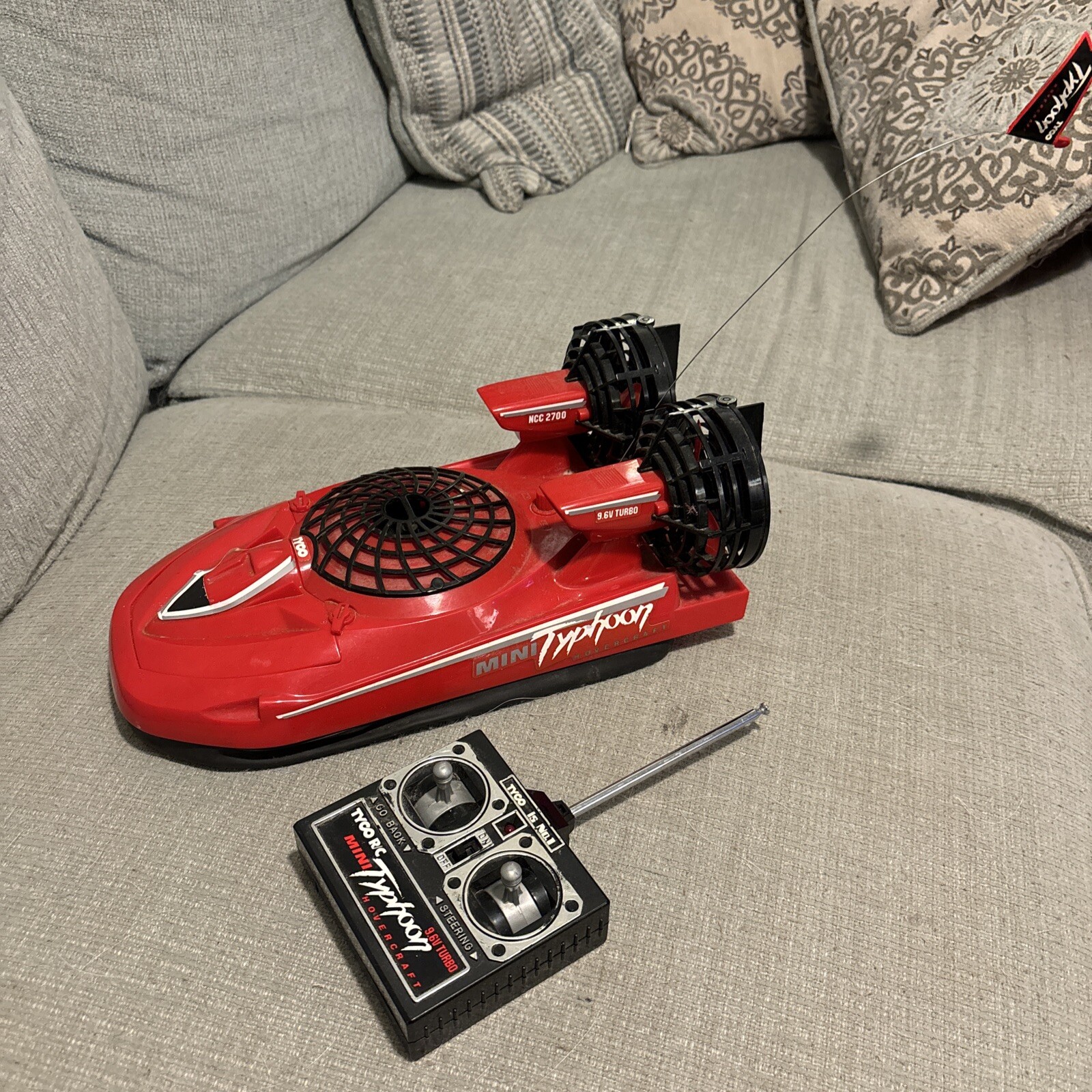 Vintage TYCO Mini Typhoon Hovercraft RC Boat 9.6V Turbo - Tested, Works.