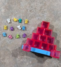 Squinkies Zinkies Hide N Seek Blocks Playset with 12 Tiny Mini Figures