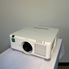Digital Projection E-Vision 7500 ONLY 4 HRS WUXGA Large VenueProjector