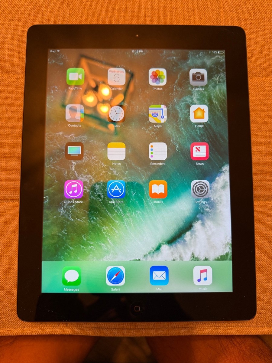 Apple iPad (4th Generation) A1458 16 GB, Wi-Fi, 9.7 in