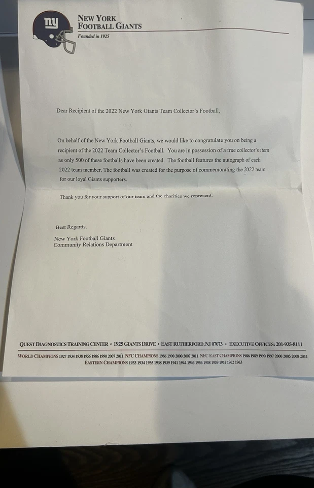 New York Giants 2022 equipo de fútbol americano coleccionista en relieve Foto 4 de 4