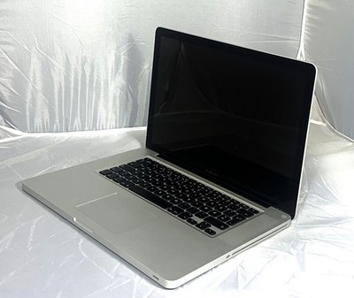 Apple MacBook Pro A1286 Intel Core i5 2.4 GHz 15.4 Zoll 240GB SSD 4GB RAM 2010