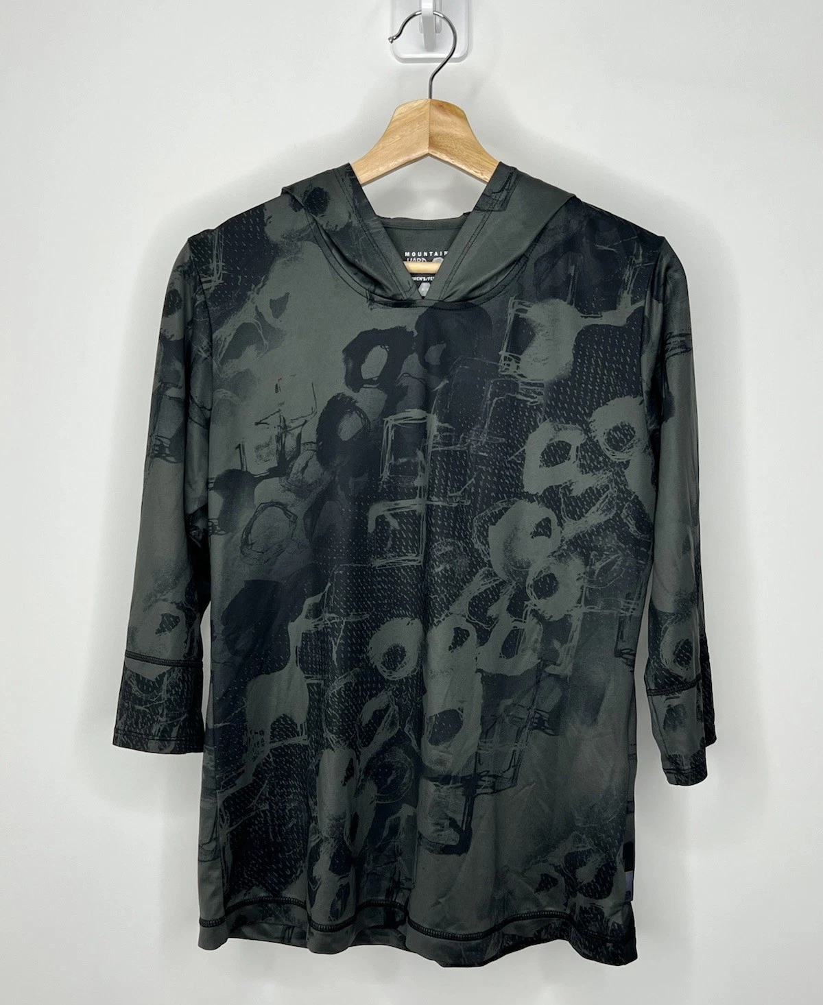 Mountain Hardwear Lightweight Hoodie Pullover Womens Medium Graphic Print OL5277