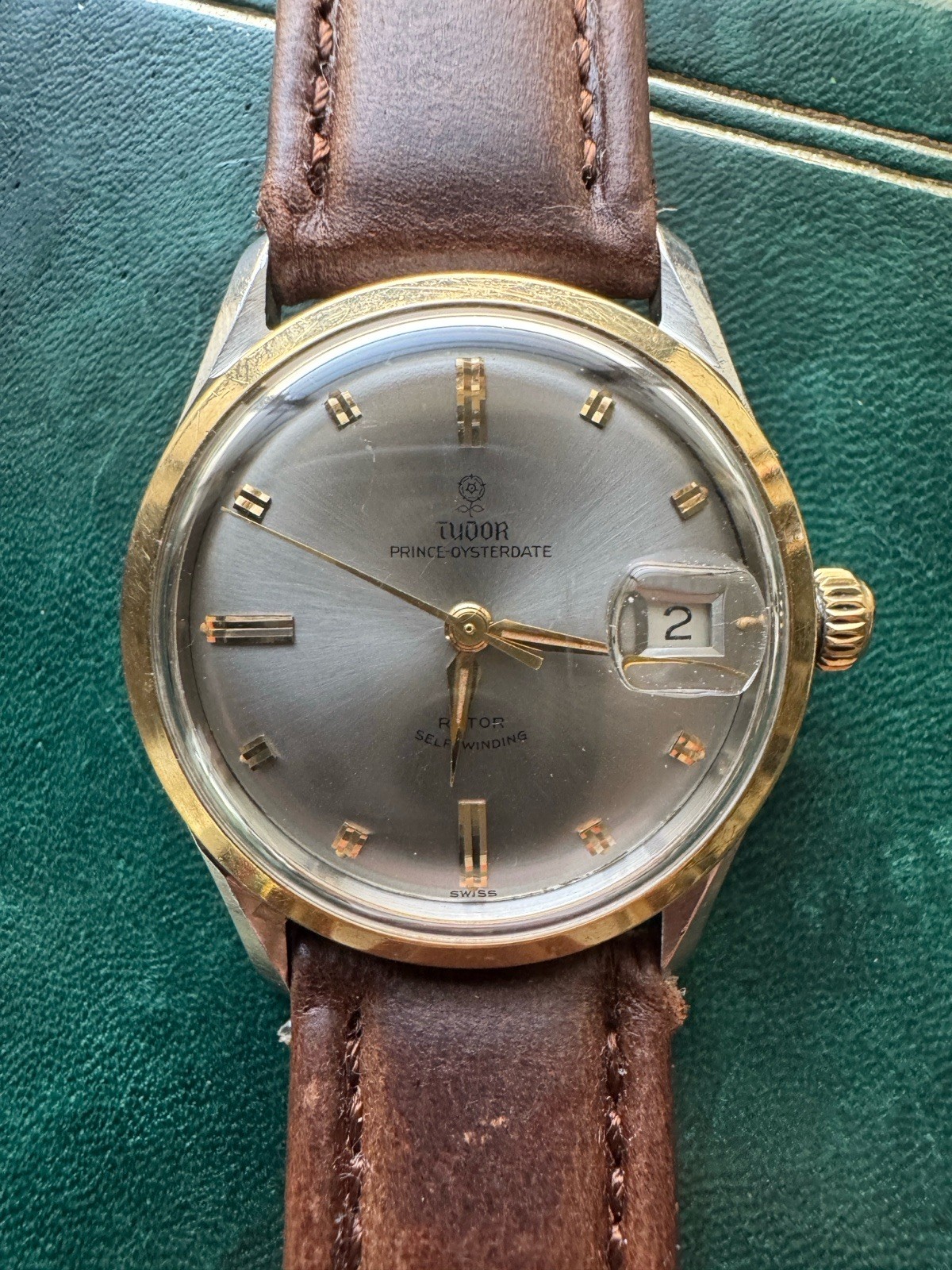 TUDOR/ROLEX Prince Oysterdate Swiss Gold Model•