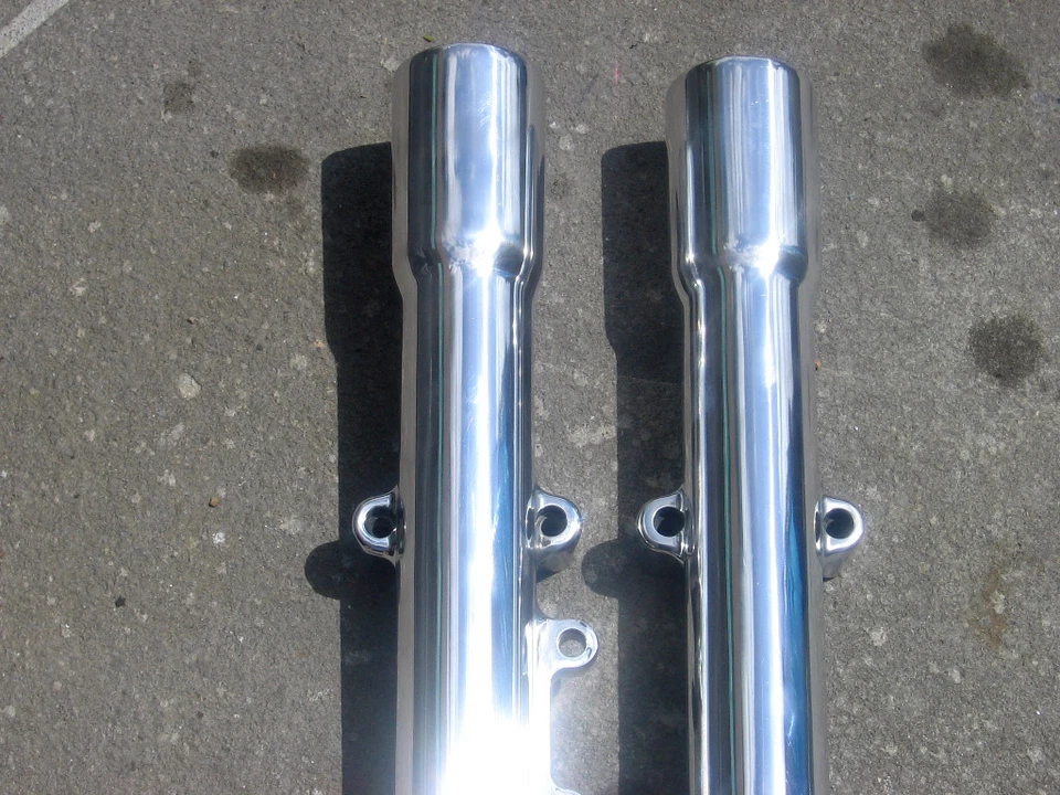 Harley Softail Fatboy 2007-PULIDO y cencerros patas de horquilla deslizante inferior  Foto 3 de 4