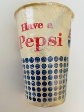 1 Vintage PEPSI COLA Soda Paper -Original Advertising - 7 Oz - Made In The USA