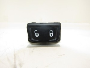 FIAT 500X 2016 Lock Unlock Button ZV Zentralverriegelung B569