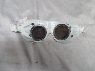 WWII GERMAN ARMY SUN/DUST GOGGLES ORIGINAL GREAT CONDITION