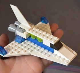 Lego Voyage Into Space set 9320 (Journey Into Space) 2003 - Vintage Incomplete 