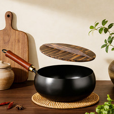 Cast Iron Pot Hand-Forged Wok Pan Non Stick Anti-Scalding Handle With Lid 28CM