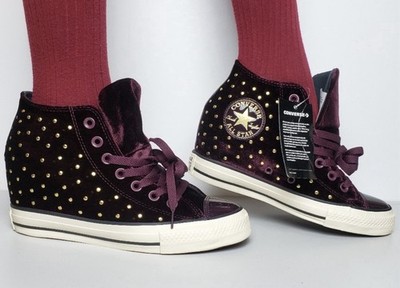 Converse All Star modelo Chuck Taylor Shoes Women s Size 8 US  UPC570