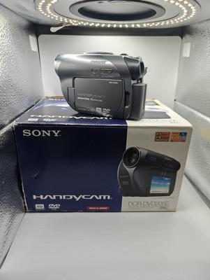 SONY HANDYCAM DCR-DVD205E PAL | 8cm Carl Zeiss DVD Camcorder | Komplett OVP