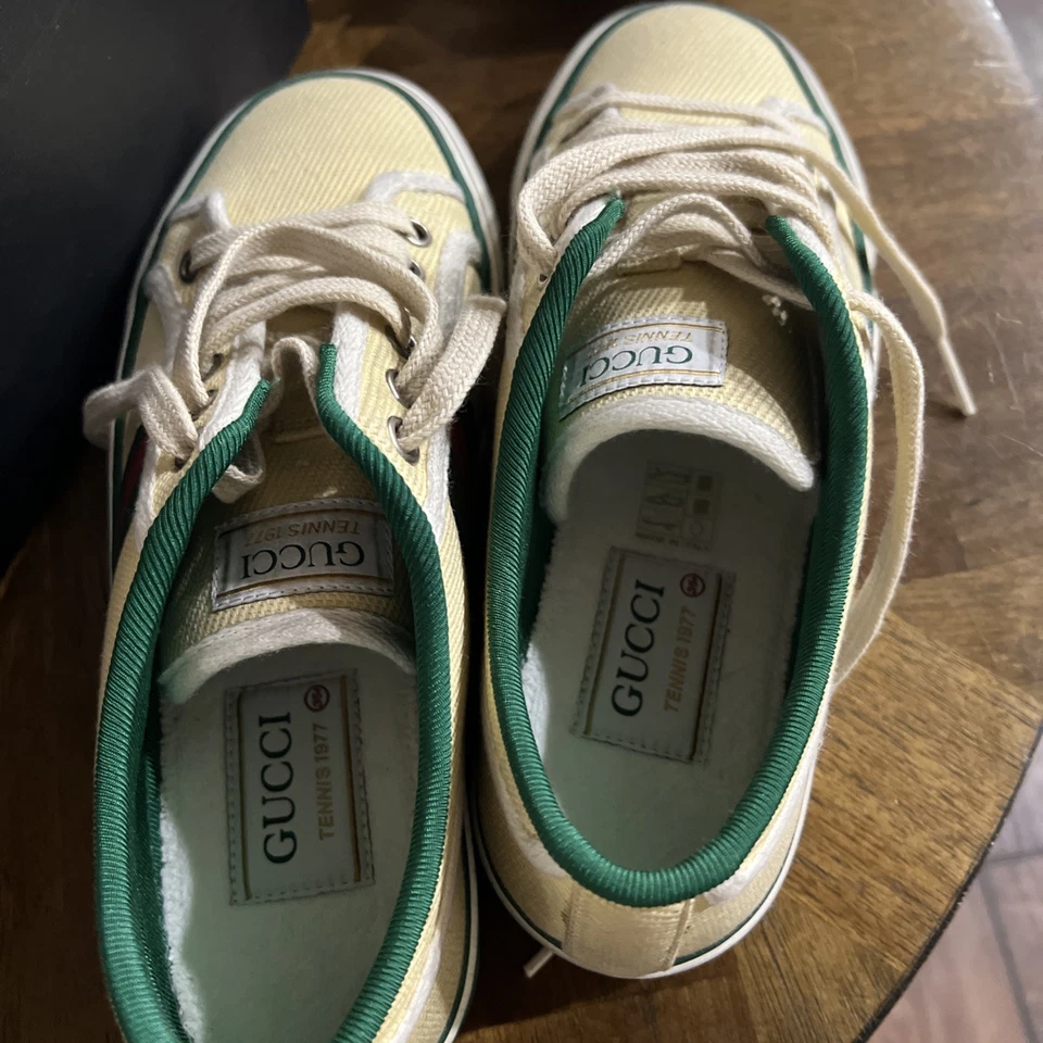 NUEVAS Tenis Gucci 1977 Para Mujer Tenis Talla 35.5 EE. UU. 5.5 100% Zapatos Envejecidos Foto 4 de 4