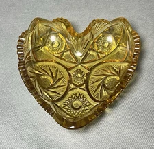Vintage L.E. Smith Heritage Nappy Amber Glass Heart Candy /Trinket Dish VTG 6"