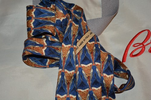 Giancarlo Lamberti Handmade in Italy 100% Silk Geometric Tie - Picture 12 of 13