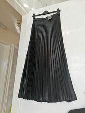 Black Pleat Skirt Size 10 New with Tags
