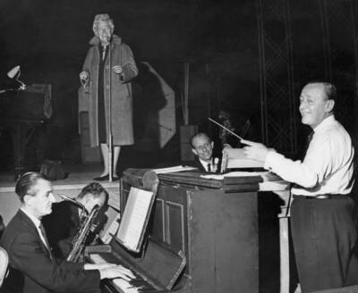 English singer Gracie Fields rehearsing London Palladium Royal - 1964 Old Photo