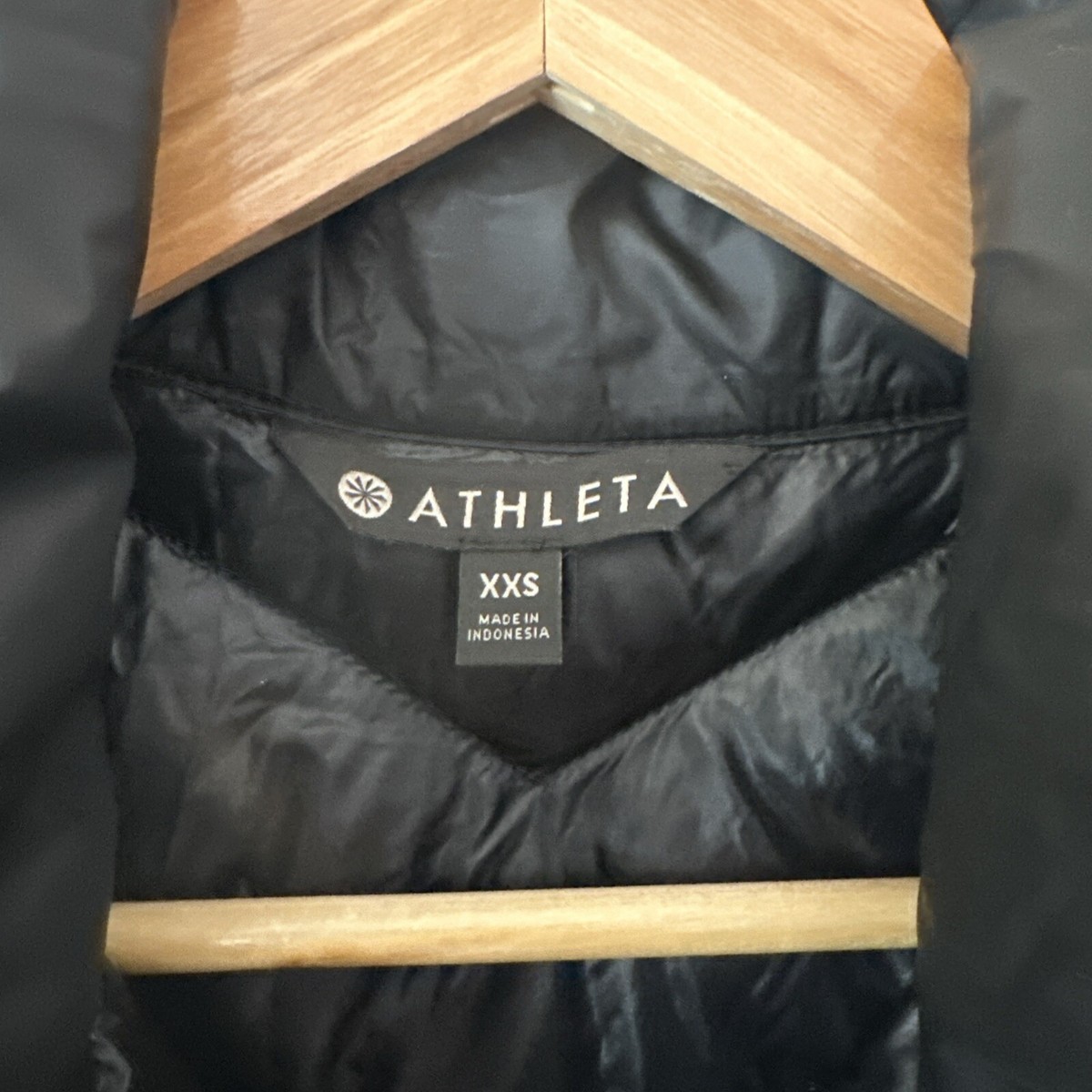 Athleta Black Banner Peak Goose Down Puffer Vest Womens XXS Black