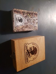 PLAYING CARDS w/Wood Box  North American Hunting Club WHITETAIL DEER CAMOUFLAGE