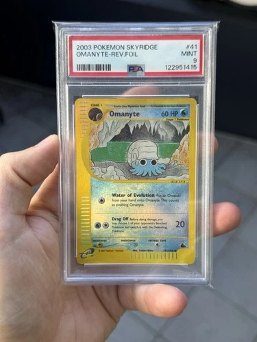 2003 Omanyte Skyridge Reverse Holo #41 PSA 9 - Pokemon TCG