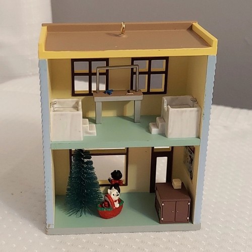 Hallmark Nostalgic Ornaments Corners Pet Shop 2015 Grocery 1998 Christmas - Picture 2 of 7