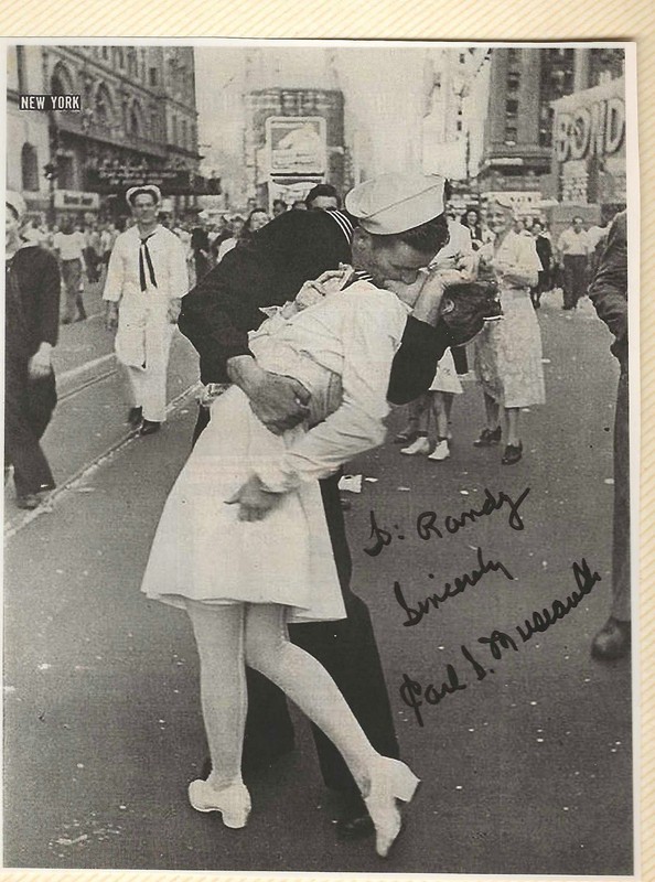 5x7 Signed Photo of Carl Muscarello - Kissing Sailor & Nurse after WW2 Ends