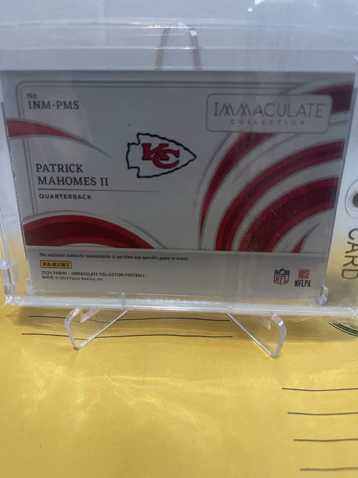 Parche número camiseta Panini Immaculate Patrick Mahomes 2024-25/88 SP 🔥 Chiefs Foto 2 de 2