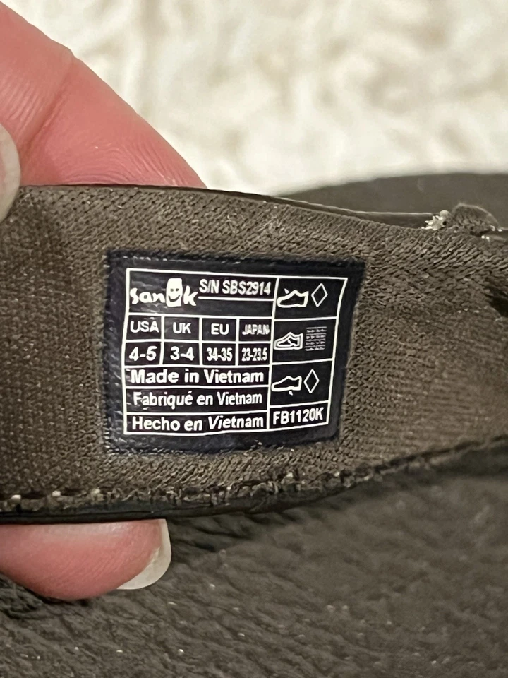 Chanclas Sanuk para niños talla 4-5 en excelente estado Foto 3 de 3