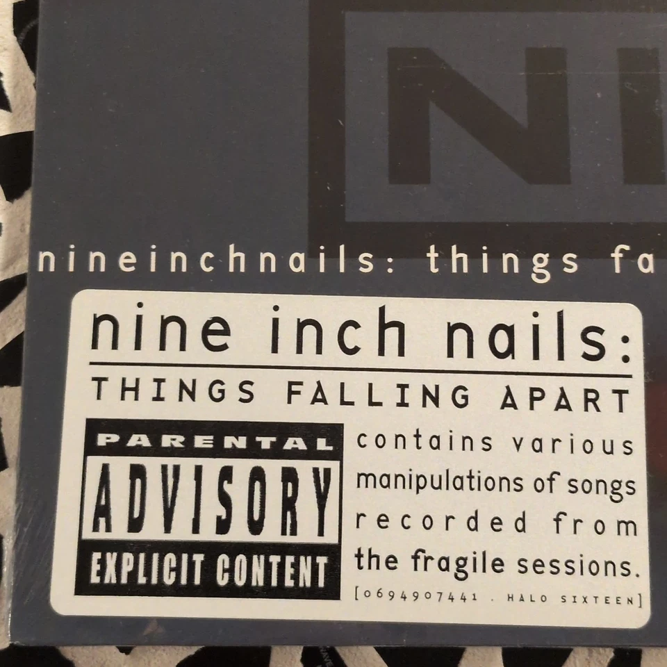 Nine Inch Nails Things Falling Apart. 2 Vinyl EPs. First Press Hype. New. Sealed - Image 2 of 4