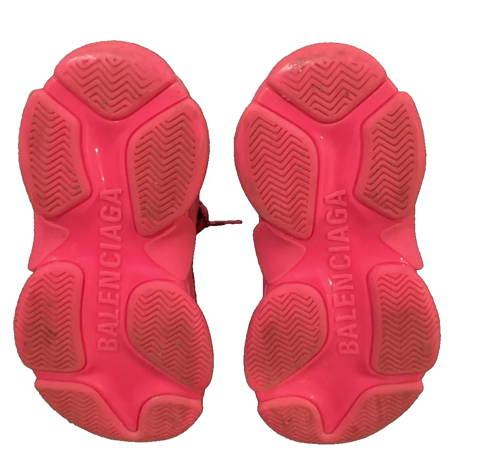 Tenis Balenciaga Tela Malla Triple S Rosa 29T Suela Transparente Foto 3 de 4