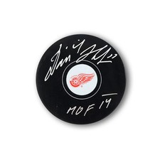 Dominik Hasek Autographed Detroit Red Wings Hockey Puck Inscribed HOF