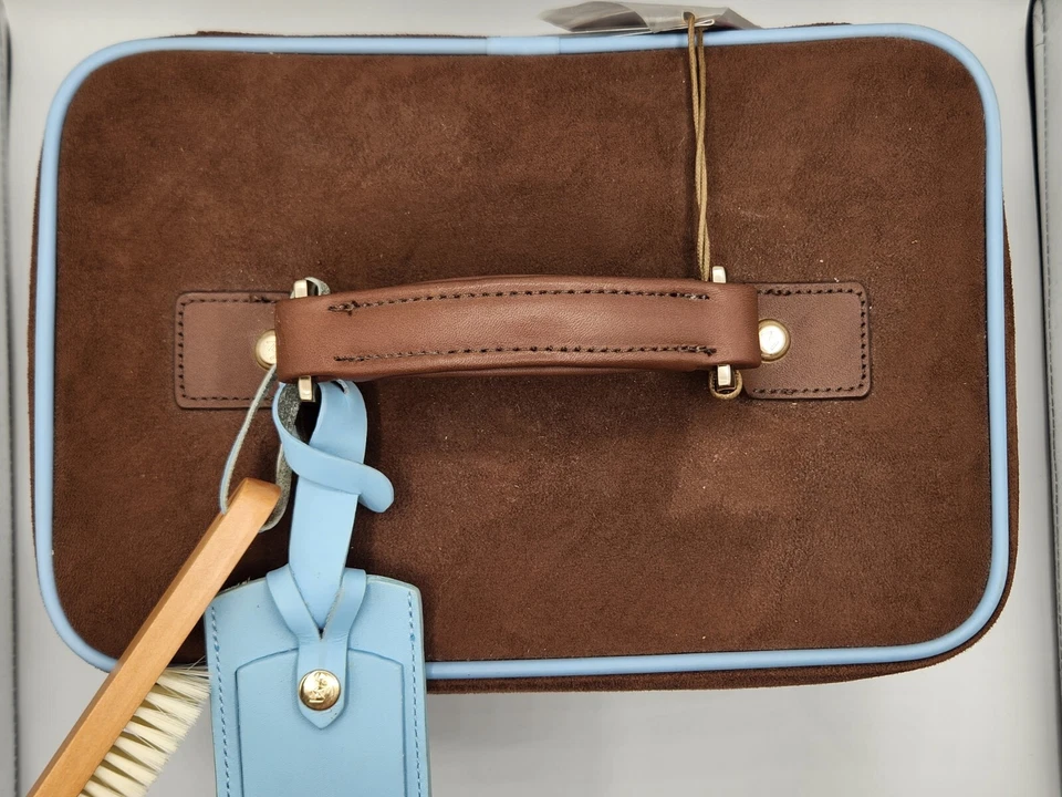 Murano Truffle Brown Suede Cosmetics Vanity Case Bag Travel Luggage New NWT - Image 4 of 4