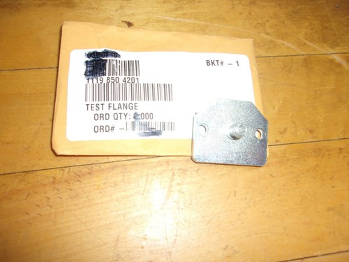 Piastra di tenuta ORIGINALE STIHL decespugliatore FS 120 0000-855-8