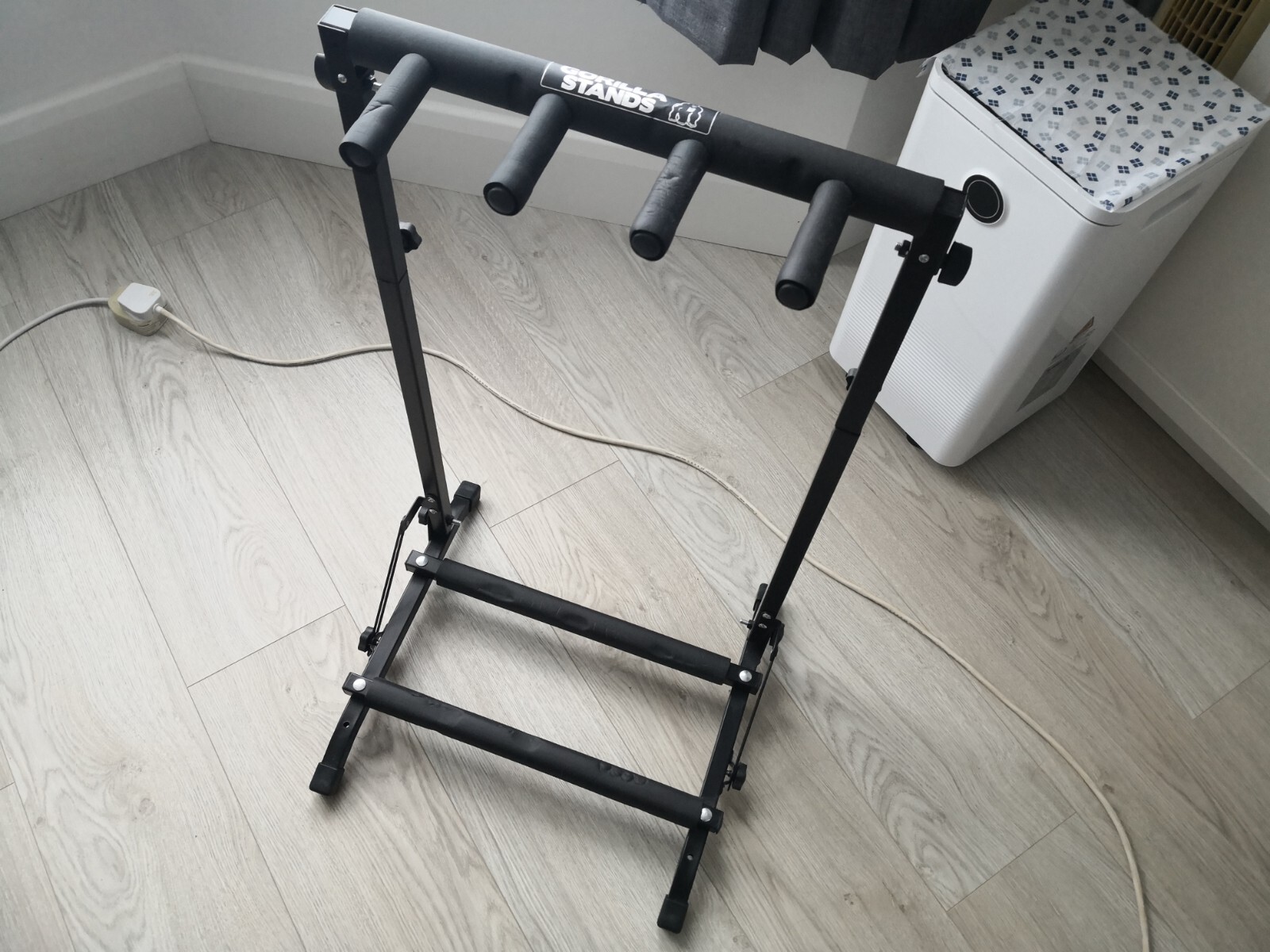 Gorilla 3Way Multi Guitar Stand, Electric Guitar Bass Guitar Rack