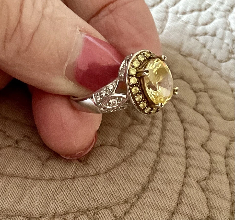 Victoria Weick Lemon Citrine Cocktail Ring Size 7 Pre Owned - Image 3 of 4