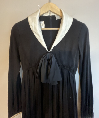 ¡De colección! Vestido de Cóctel Mr. Mort de Stan Herman Años 60 Negro Plisado Talla S Arco - Imagen 2 de 15